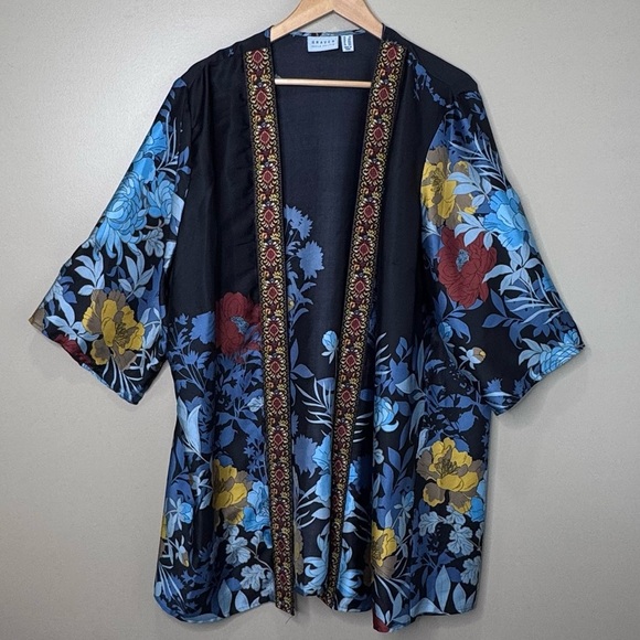 Susan Graver Floral Kimono Open Cardigan. Embroidered Trim. Artsy Mature 2X - Picture 1 of 7